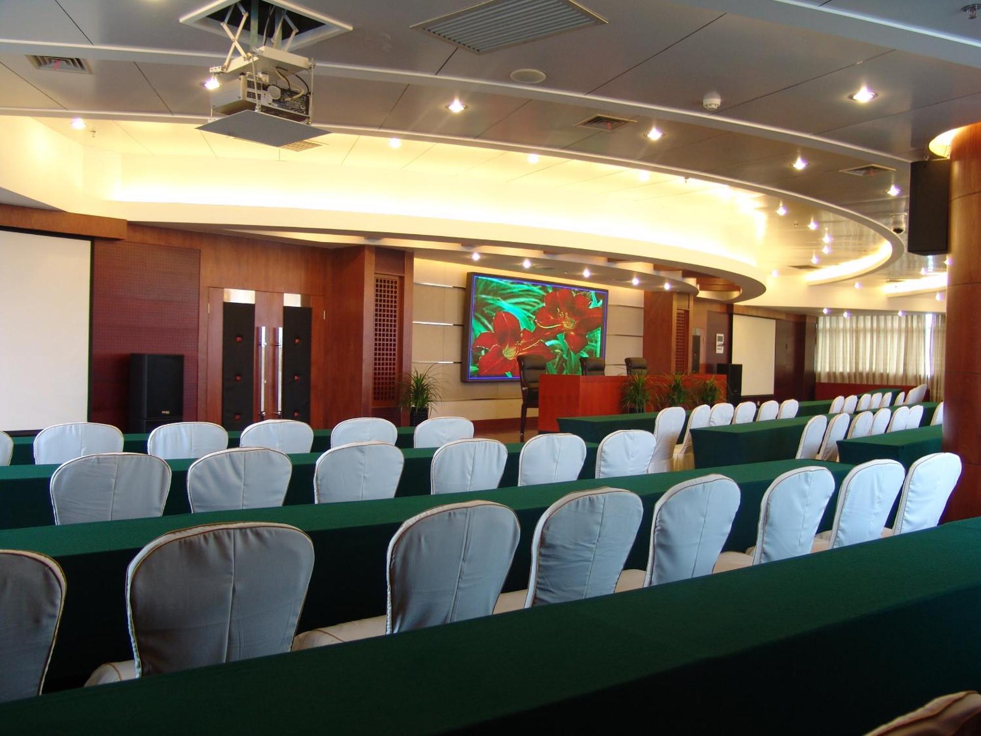 Kunming Golden Spring Hotel Buitenkant foto