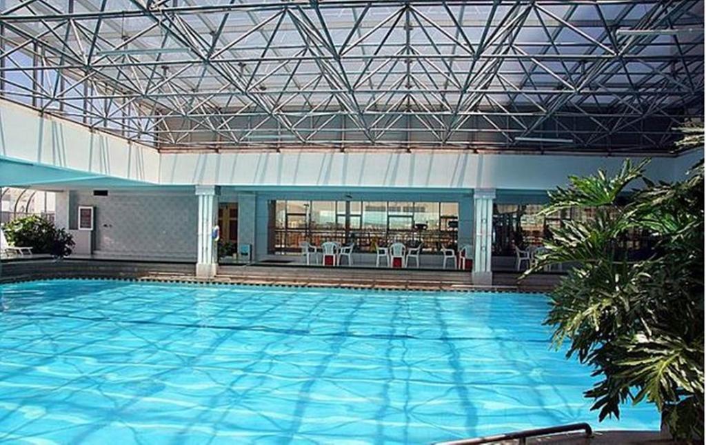 Kunming Golden Spring Hotel Buitenkant foto