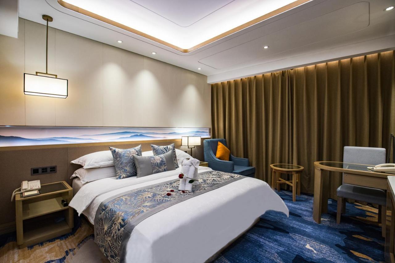 Kunming Golden Spring Hotel Buitenkant foto