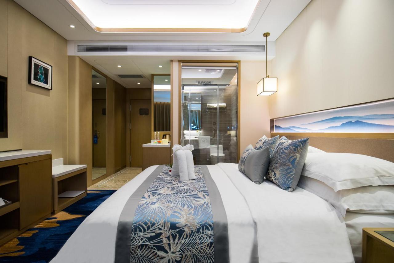 Kunming Golden Spring Hotel Buitenkant foto