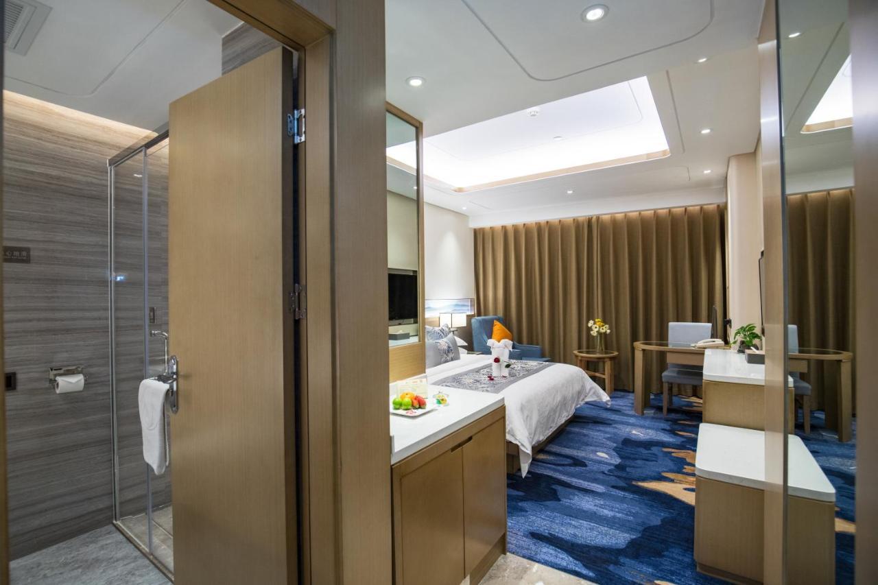 Kunming Golden Spring Hotel Buitenkant foto